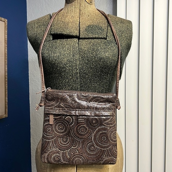 VINTAGE 90’s BAGS BY PINKY BROWN & CREAM LEATHER SMALL BAG - Picture 2 of 14